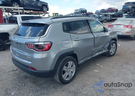 2022 Jeep Compass Latitude Fwd из США, поврежденный, VIN 3C4NJCBB2NT235075